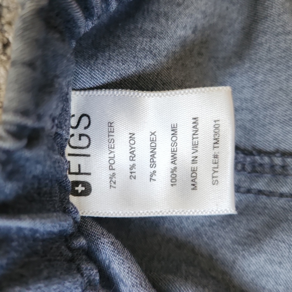 FIGS Cairo Cargo Scrub Pants in Heather Denim Men's Size Small - Picture 7 of 11